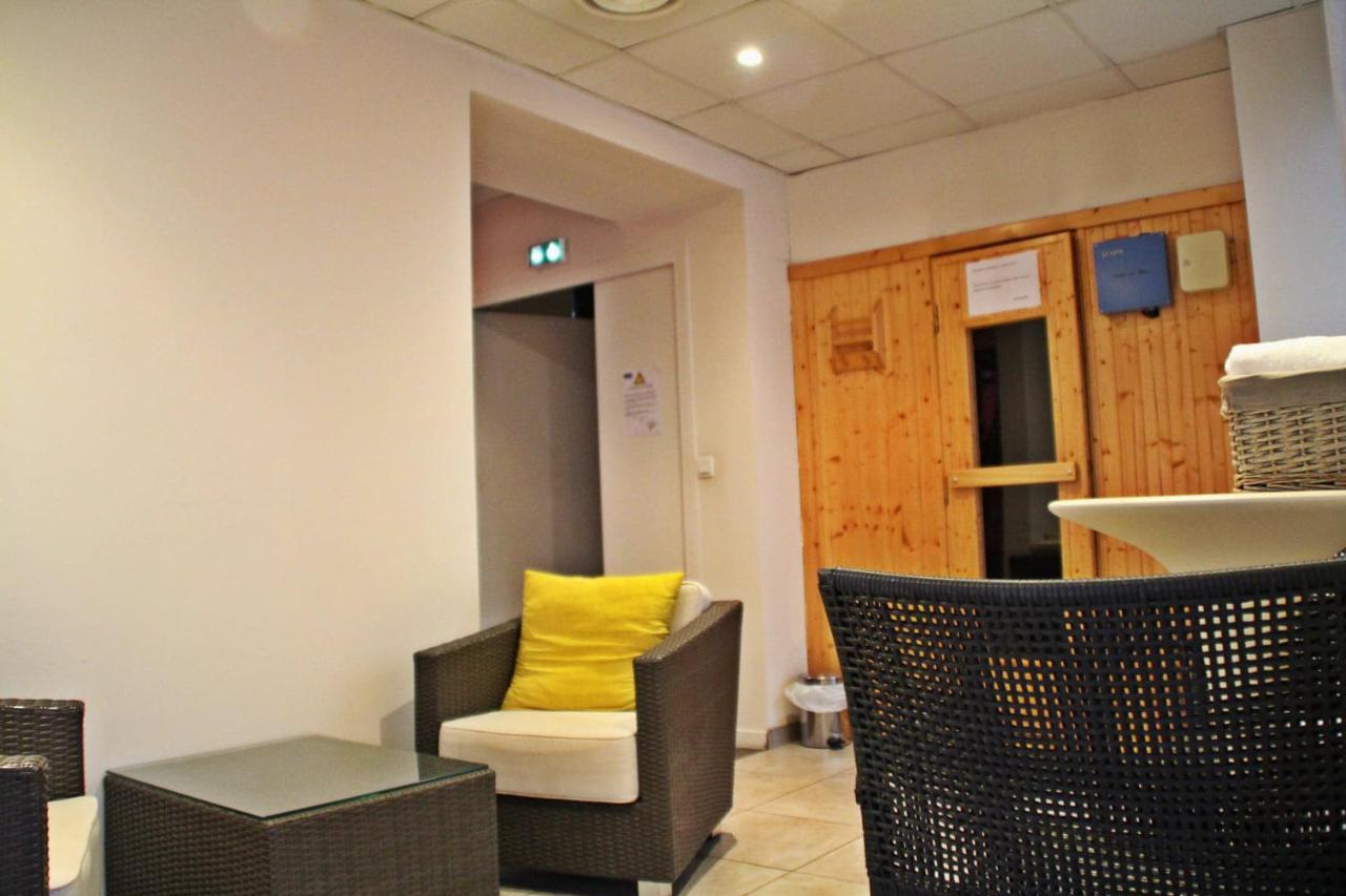 Kyriad Charleville Mezieres Exterior foto
