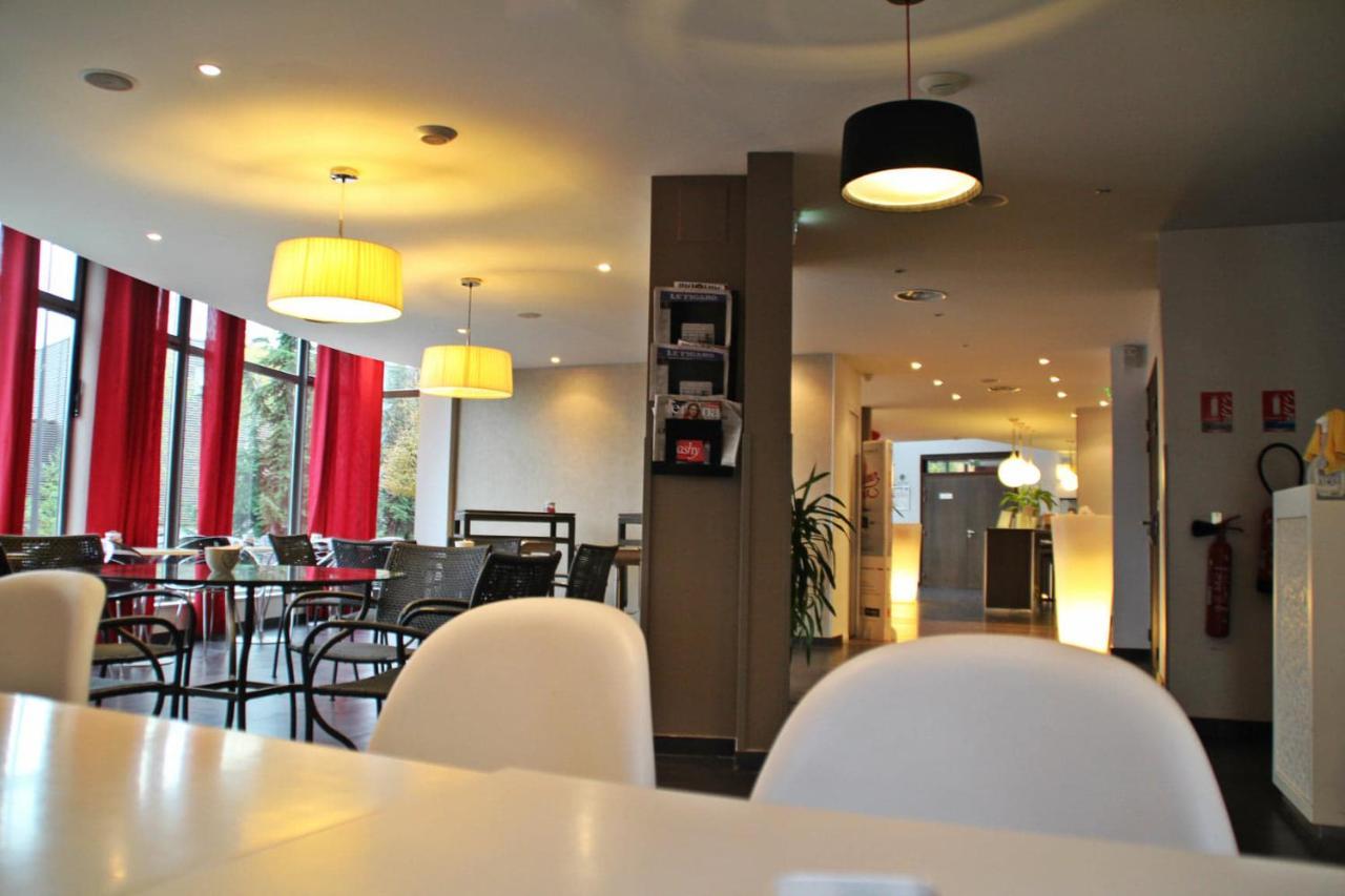 Kyriad Charleville Mezieres Exterior foto